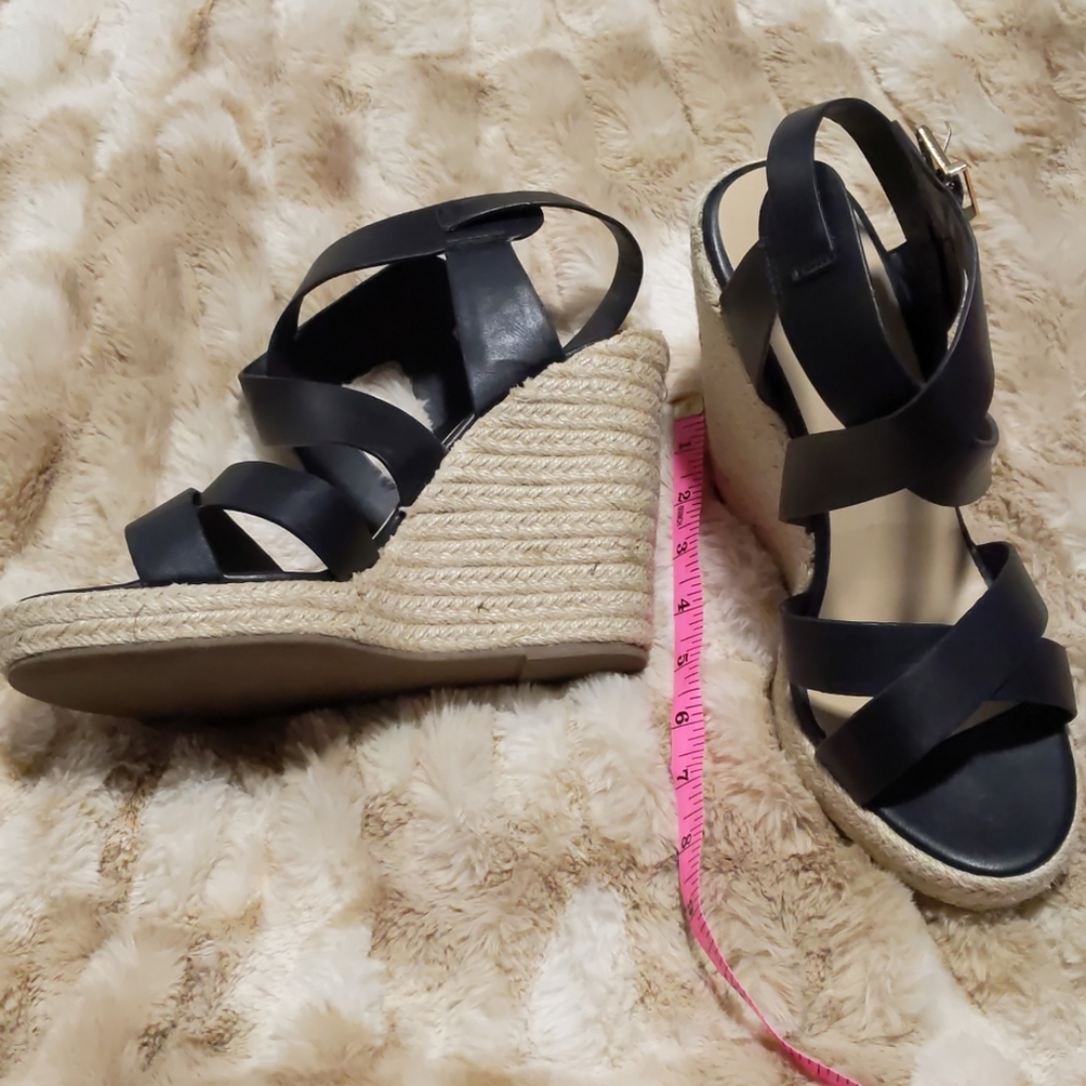 Wedges - Picture 3 of 4